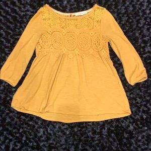 Mustard yellow top